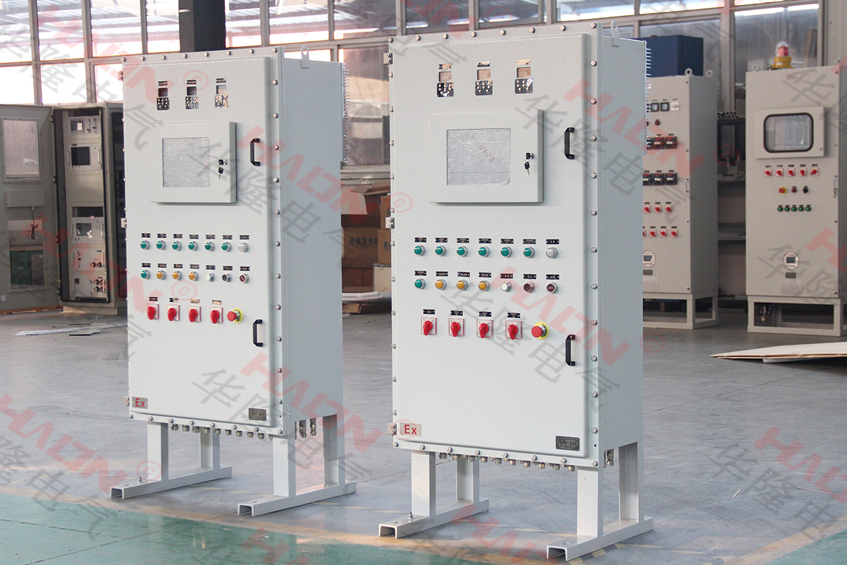 石油石化防爆配電箱：保障高危環境電力安全的核心設備