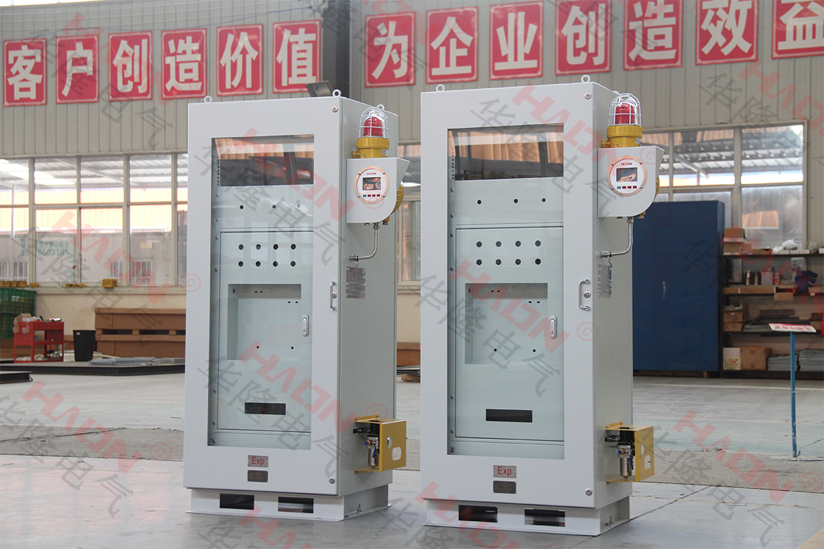 琴臺(tái)式正壓防爆柜：工業(yè)安全中的關(guān)鍵設(shè)備